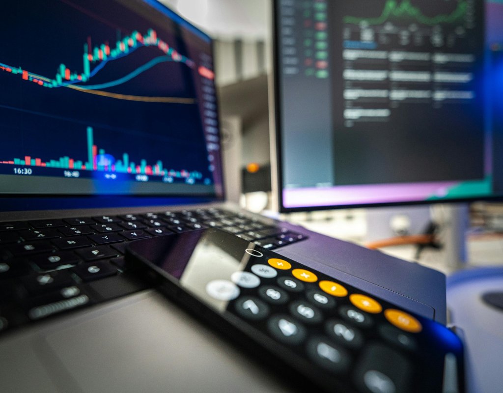 Should Young People Invest in Equity? Lessons from India’s New Investing Wave