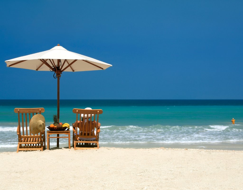 How to Plan and Save for Your Annual Vacation Goal
