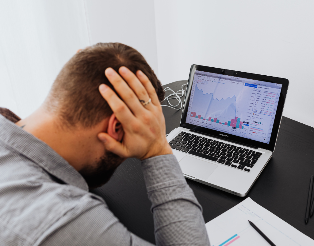 Greed and Fear in Investing: Why Traders Lose Money